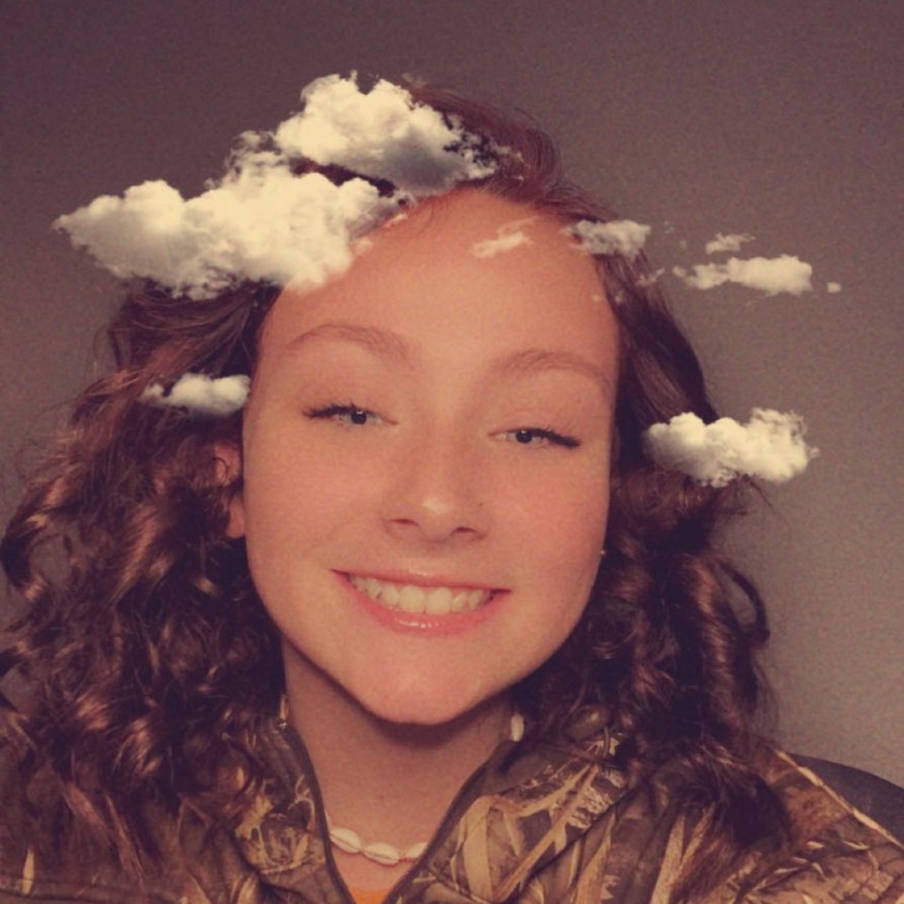 Meet your Posher, Halie